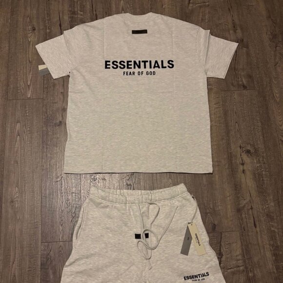 Essentials Other - Essentials x large Light oat set shorts and Tee